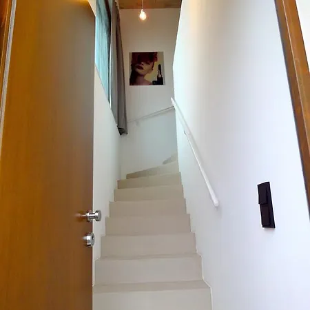 Country Διαμέρισμα *